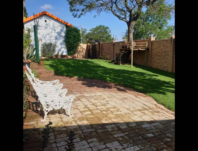 4 BEDROOM HOUSE FOR SALE IN DE WETSHOF